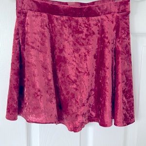 Forever 21 velvet skirt size small